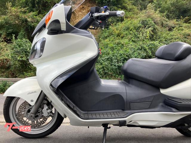 スズキ スカイウェイブ６５０ＬＸ／２００９年モデル／ホワイト／リアＢＯＸ付き｜ＢＡＢＹ－ＳＣＯＲＰＩＯＮ｜新車・中古バイクなら【グーバイク】