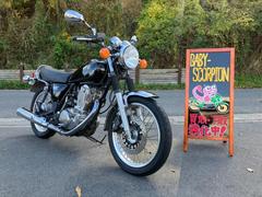 ヤマハ　ＳＲ４００／２０１６年モデル／インジェクション／グリップヒーター／車検２年付き