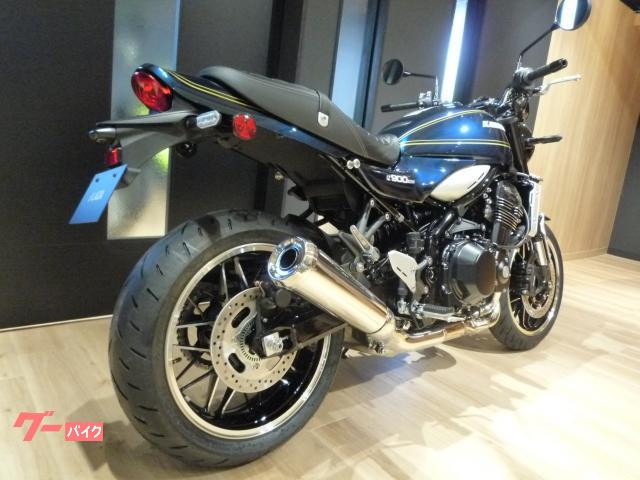 Kawasaki Z900RS 純正タンク キャンディトーンブルー カワサキ Z900RS 2027年モデル キャンディトーングリー