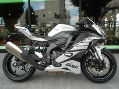 カワサキ　Ｎｉｎｊａ　ＺＸ−４Ｒ　ＳＥ