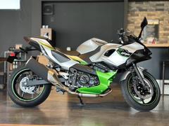カワサキ　Ｎｉｎｊａ　７　Ｈｙｂｒｉｄ