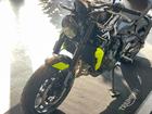 トライデント660 トライアンフレーシングイエロー クイックシフター スリップアシストクラッチ TFTディスプレイ