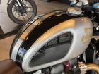 スクランブラー1200X ICONエディション 2－INTO－2マフラー TFTメーター シート高820mm LEDライト