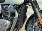 ボンネビルT120 ヒートグリップ センタースタンド コンペティショングリーン