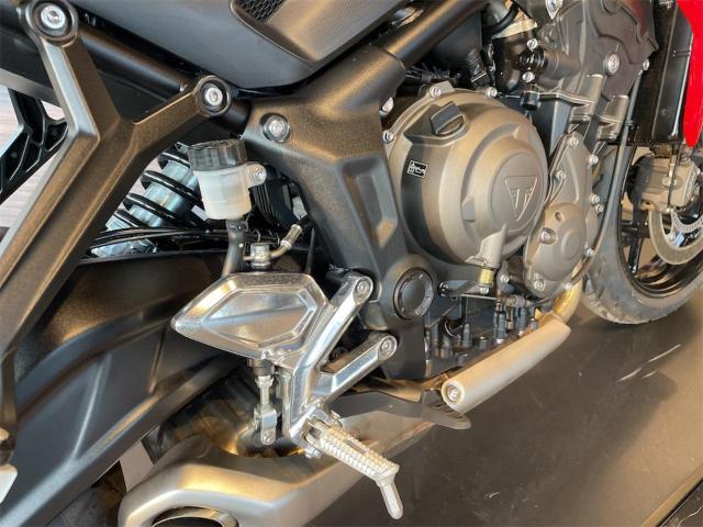 トライデント660 スリップアシストクラッチ TFTディスプレイ
