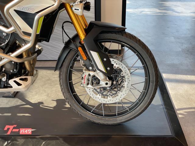 タイガー900ラリー アラゴンエディション 特別仕様車 登録済未使用車 フューエルタンクプロテクションバー