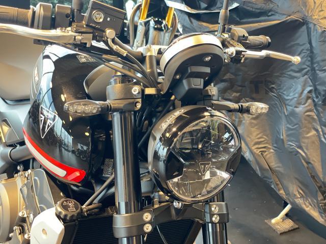 トライデント660 クイックシフター スリップアシストクラッチ TFTディスプレイ