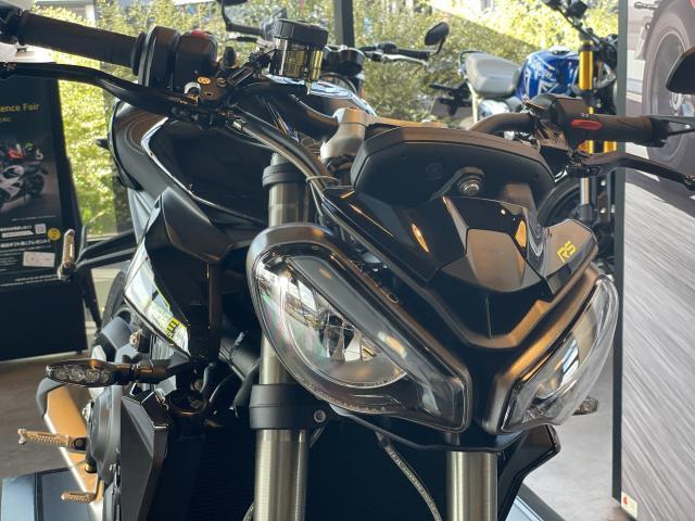 ストリートトリプルRS 765 クイックシフター BPF オーリンズSTX40 ブレンボ フロントリフトコントロール