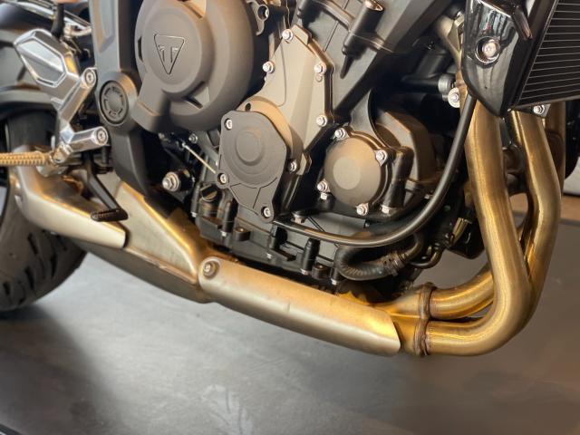 トライデント660 シフトアシスト スクロールウインカー プロテクションキット付