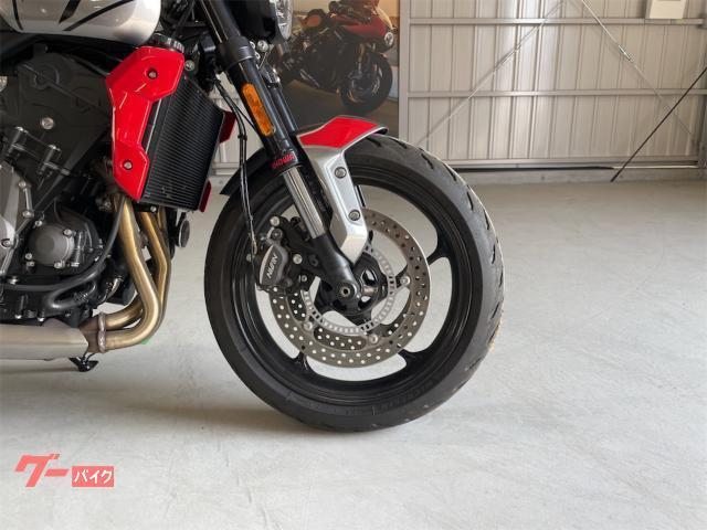 トライデント660 登録済未使用車両 シフトアシスト スリップアシストクラッチ TFTディスプレイ