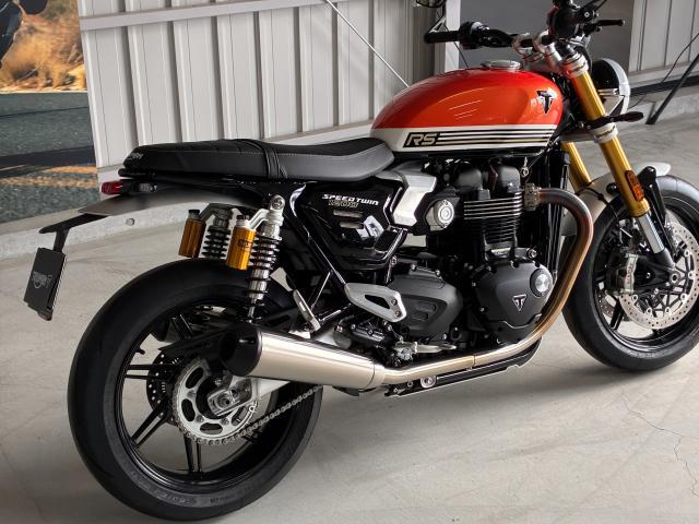 スピードツイン1200RS オーリンズRSU ブレンボ シフトアシスト 3モード