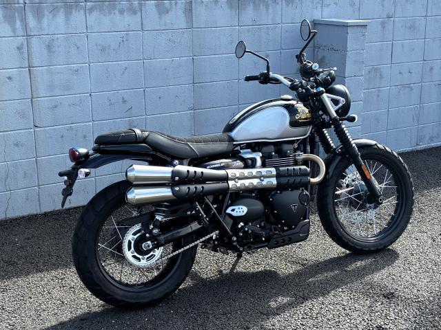 スクランブラー900 ICONエディション