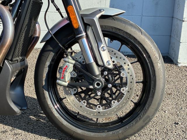 スピードツイン1200 ツインメーター カウルキット付