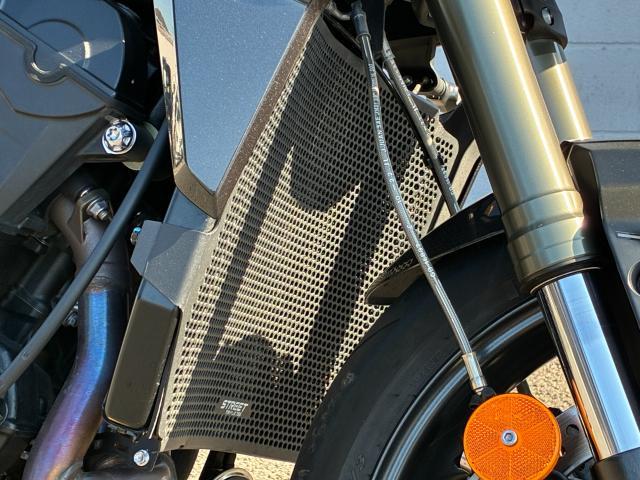 ストリートトリプル765RS コスミックイエロー