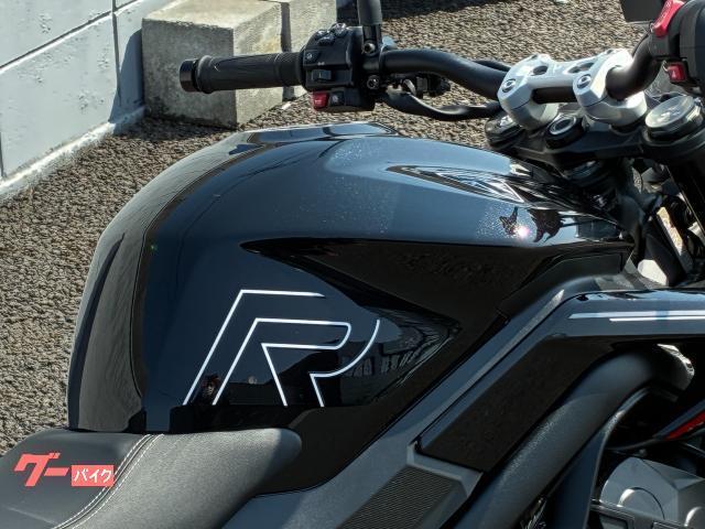 ストリートトリプル765R ローシート装着車両 エンジンプロテクション