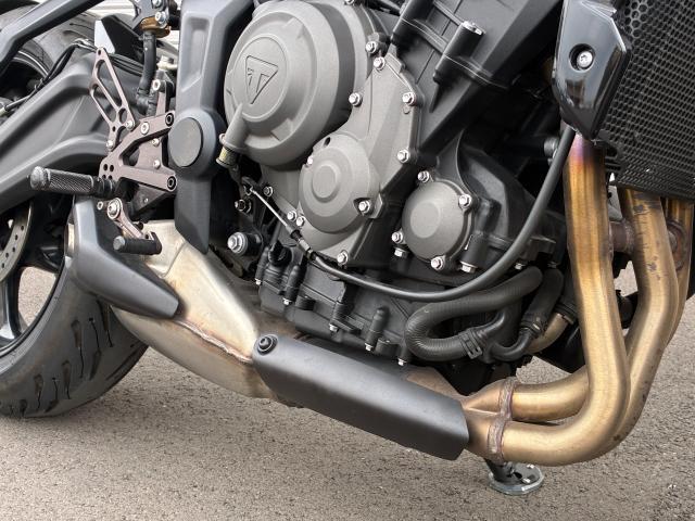 トライデント660 グリーンペイント ナイトロンRSU ヒートグリップ