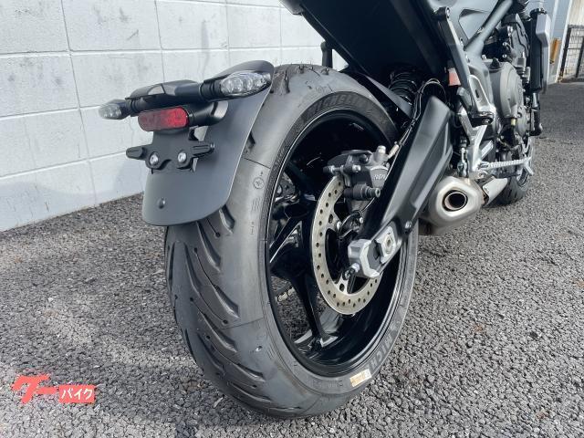 トライデント660 登録未使用車 2024yモデル