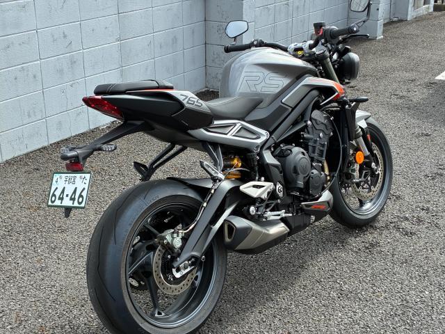 ストリートトリプル765RS
