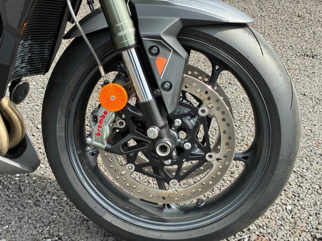 ストリートトリプル765RS