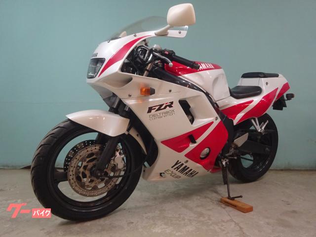 ヤマハ FZR250R 3LN5型 4ストローク4気筒 キャブレター車
