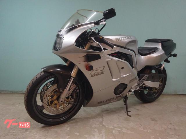 スズキ GSX－R400R 型式GK76A カーボンFフェンダー
