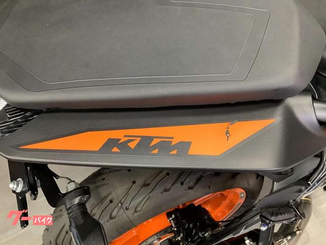 KTM 125デューク 2021年モデル フェンダーレス 純正