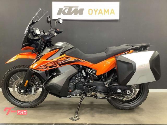 KTM 890アドベンチャー テックパック サイドパニア アップ