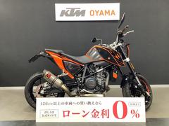 ＫＴＭ　６９０デューク　２０１６年モデル最終型　フェンダーレス　純正ＯＰアクラポビッチマフラー　社外グリップ　ヘルメットホルダー装備