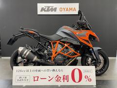 ＫＴＭ　１２９０スーパーデュークＧＴ　２０２２年モデル　クイックシフター　エンジンガード装備