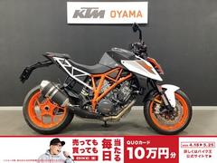 ＫＴＭ　１２９０スーパーデュークＲ　２０１８年モデル　ワンオーナー　パフォーマンスパック　ヘルメットホルダー装備　レバーカスタム
