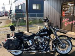ＨＡＲＬＥＹ−ＤＡＶＩＤＳＯＮ　ＦＬＳＴＣ　ヘリテイジソフテイルクラシック　ＴＣ８８キャブ３拍子サウンド　Ｓ＆Ｓマフラー　エアクリーナー　前後ホワイトリボンタイヤ
