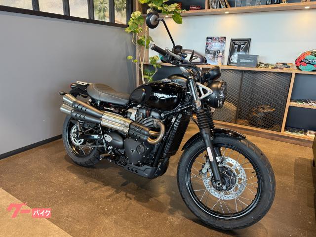 TRIUMPH スクランブラー900 ジェットブラック 正規代理店