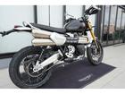 スクランブラー1200XE 2気筒エンジン ファントムブラック／ストームグレー マルゾッキショック ブレンボキャリパー