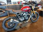 スクランブラー400X カーニバルレッド ファントムブラック 倒立フォーク ABS ハンドガード トラクションコントロール 6速