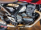スクランブラー400X カーニバルレッド ファントムブラック 倒立フォーク ABS ハンドガード トラクションコントロール 6速