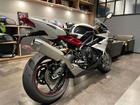 デイトナ675R 前後オーリンズサスペンション ブレンボキャリパー クイックシフター 純正バックステップ エンジンプロテクター付き