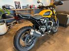 スクランブラー400XC レーシングイエロー スポ－クホイール スクリーン ハイマッドガード エンジンガード サンプガード
