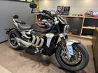 ロケット3 GT 新車保証残有り シルバーアイス／ストームグレー 3気筒2458cc スクロールウィンカー クルーズコントロール