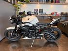 ストリートトリプル765R クリスタルホワイト 正規ディーラー認定中古車 ETC2．0 USB 