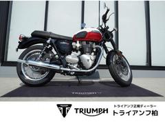 ＴＲＩＵＭＰＨ　ボンネビルＴ１２０　２０２５年モデル　クリスタルホワイト／クランベリーレ　ＡＢＳ・クルーズコントロール・ライディングモード切り替え