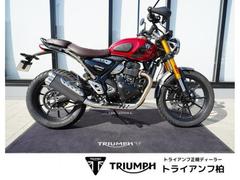 ＴＲＩＵＭＰＨ　スクランブラー４００Ｘ　認定中古車　カーニバルレッド／ファントムブラック　インジェクショＡＢＳ　トラクションコントロール　４０馬力