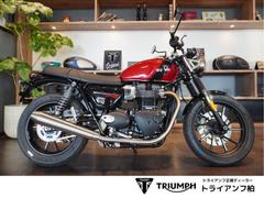 ＴＲＩＵＭＰＨ　スピードツイン９００　２０２４年モデル　カーニバルレッド／ファントムブラック　ＡＢＳ　トラクションコントロール５速