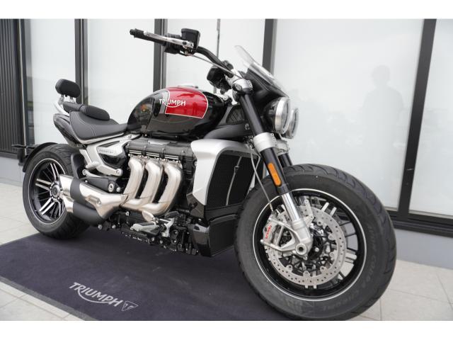 ロケット3 GT  2500CC 3気筒エンジン ブレンボキャリパー ライディングモード クルーズコントロール