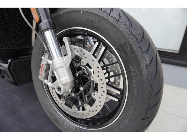 ロケット3 GT  2500CC 3気筒エンジン ブレンボキャリパー ライディングモード クルーズコントロール