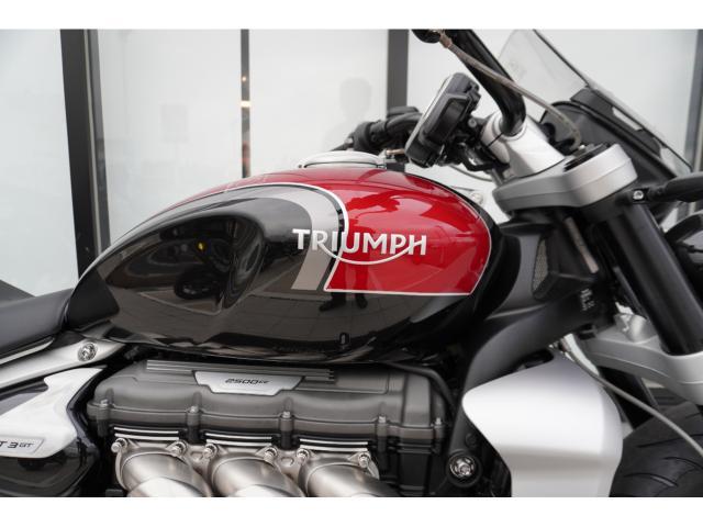 ロケット3 GT  2500CC 3気筒エンジン ブレンボキャリパー ライディングモード クルーズコントロール