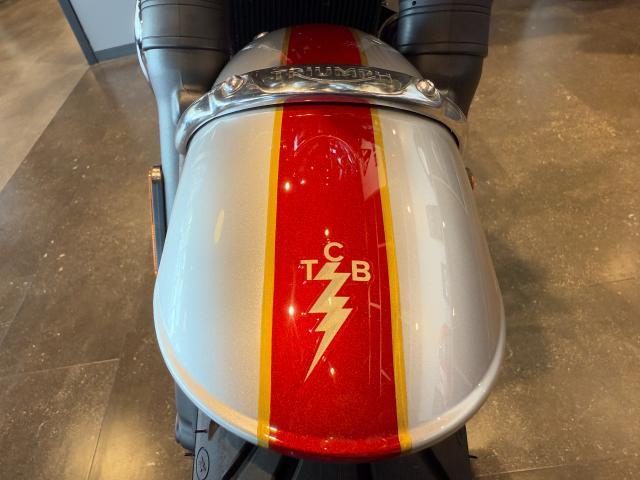 ボンネビルT120 ELVIS エルヴィス リミテッドエディション シリアルナンバー  クルーズコントロール ブレンボキャリパー