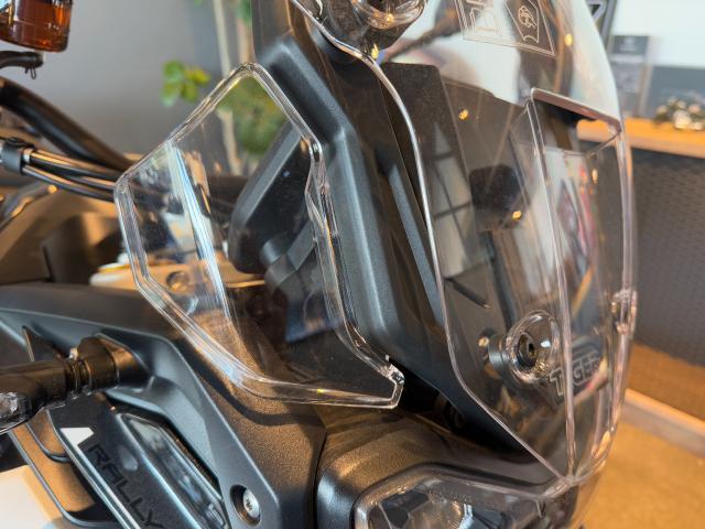タイガー900ラリー PRO 認定中古車 ブラック フォグランプ ブレンボキャリパー シフトアシスト クルコン グリップヒーター付