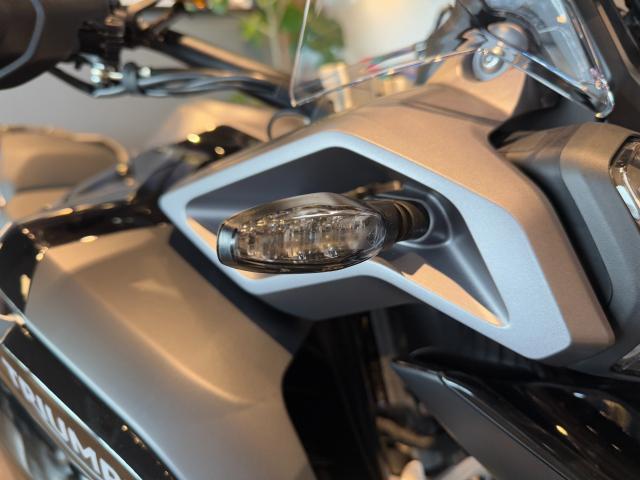 タイガー1200GT PRO サファイアブラック 電子制御サス 純正フォグランプ グリップヒーター シートヒーター