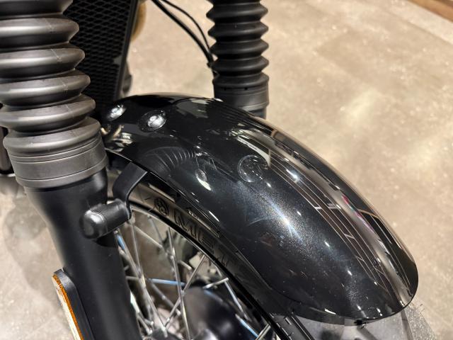 スクランブラー900 ICONエディション 限定モデル 正立フォーク サンプガード ラジエーターガード アップマフラー