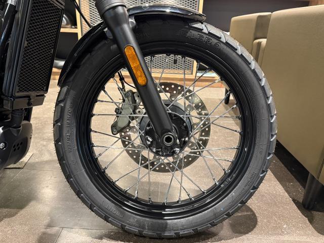 スクランブラー900 ICONエディション 限定モデル 正立フォーク サンプガード ラジエーターガード アップマフラー